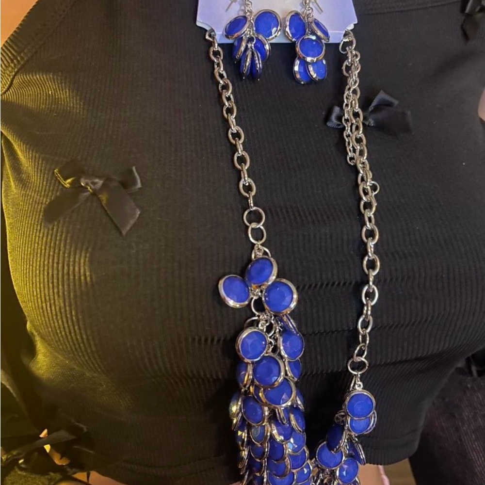 Chic Blue Necklace and Earring Set